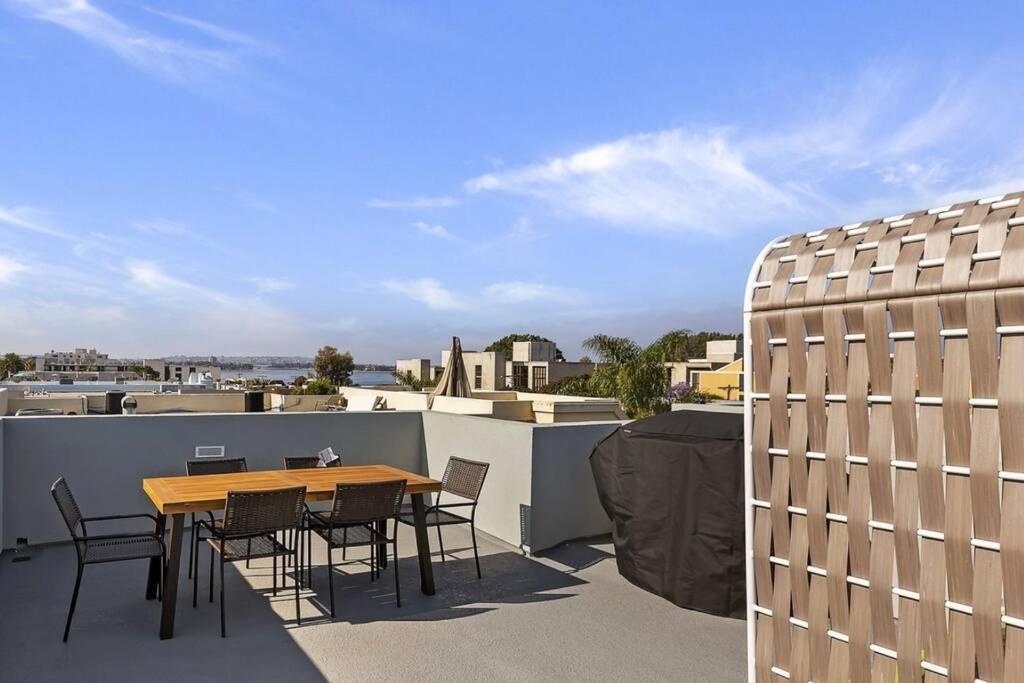 3Bd Sleeps 8 Rooftop Bayside Feel The Ocean Breeze Villa San Diego Bagian luar foto